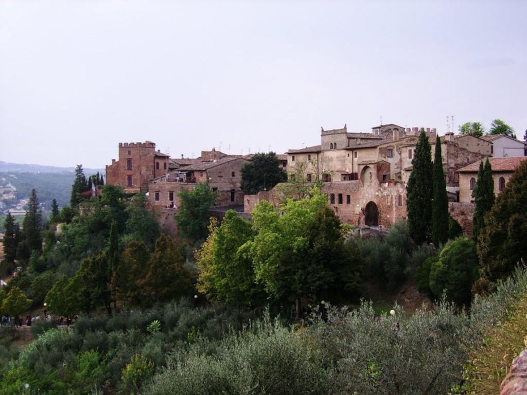 Podere Il Pino Poggibonsi Exteriör bild