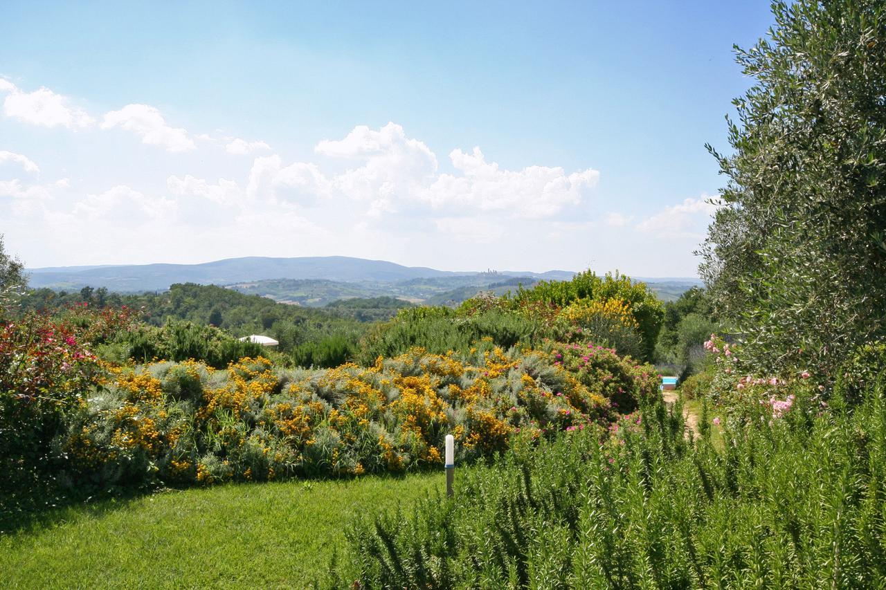 Podere Il Pino Poggibonsi Exteriör bild