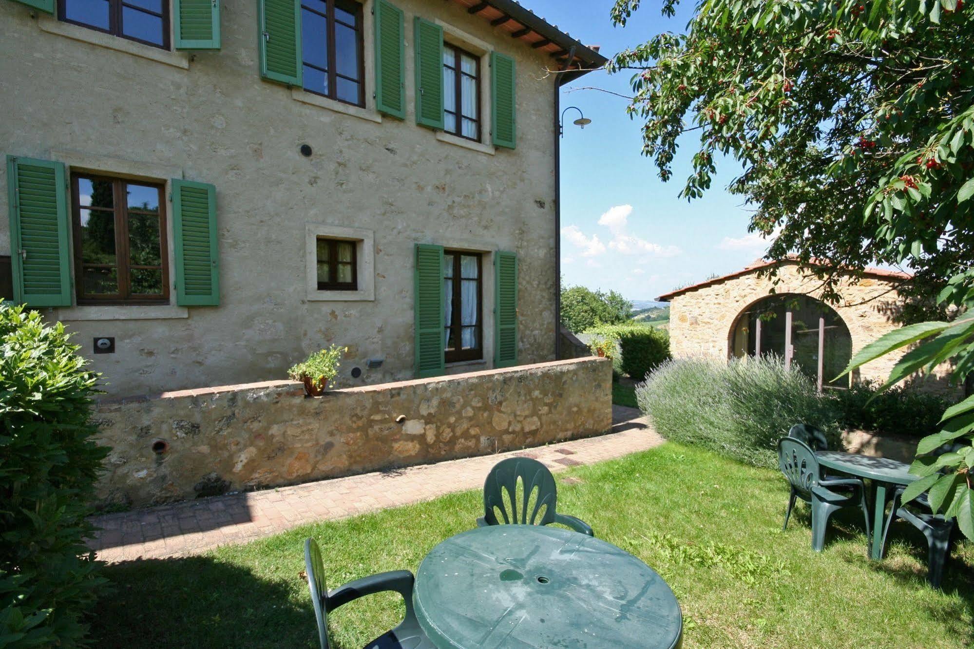 Podere Il Pino Poggibonsi Exteriör bild