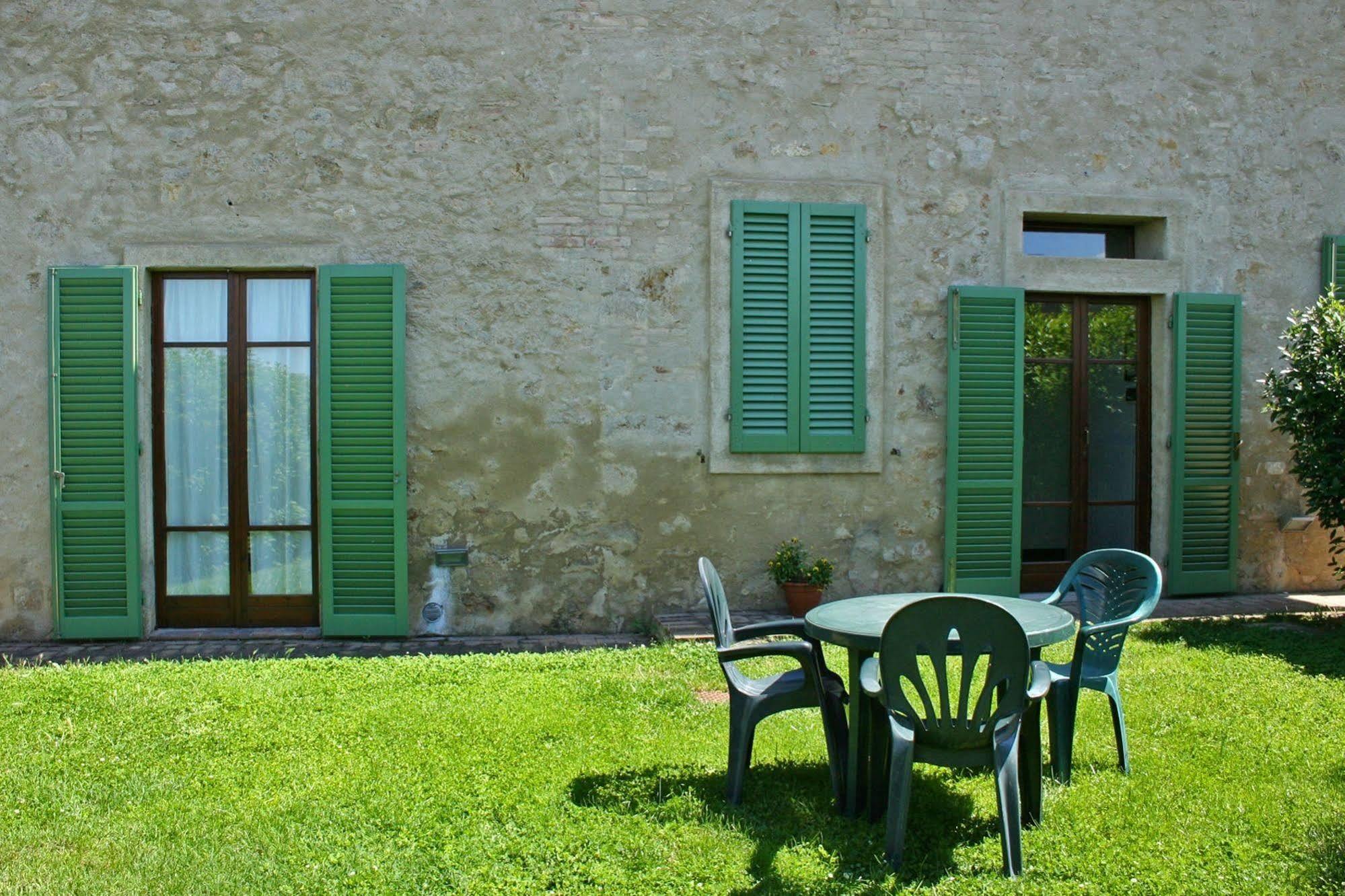 Podere Il Pino Poggibonsi Exteriör bild